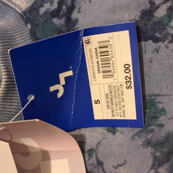 Women's NWT Joy Lab Relaxed Fit Sweatshirt - Picture 11 of 16